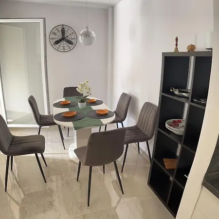 Family * 斯普利特